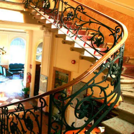 Excelsior Splendide 3* בלאג'יו